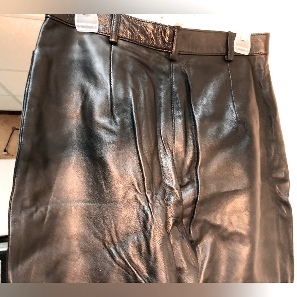 Woman cozzy Leather pants
